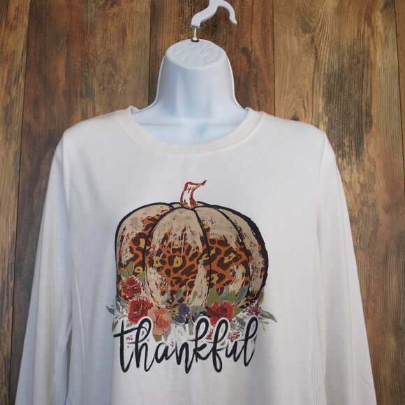 Modern Canvas Women's White Thankful Sweater M - Picture 3 of 5